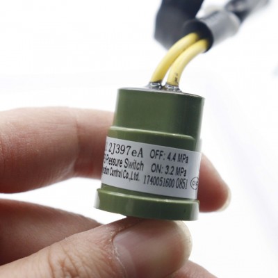 PRESSURE SWITCH FOR MODEL DA27-3Z-O